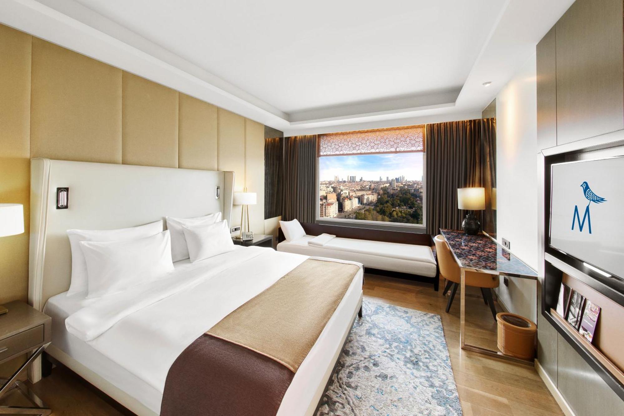 The Marmara Taksim Hotel Isztambul Kültér fotó Deluxe Room